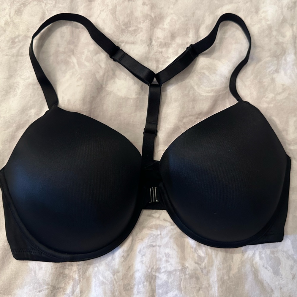 Victoria’s Secret Pink T-back front close bra 36D